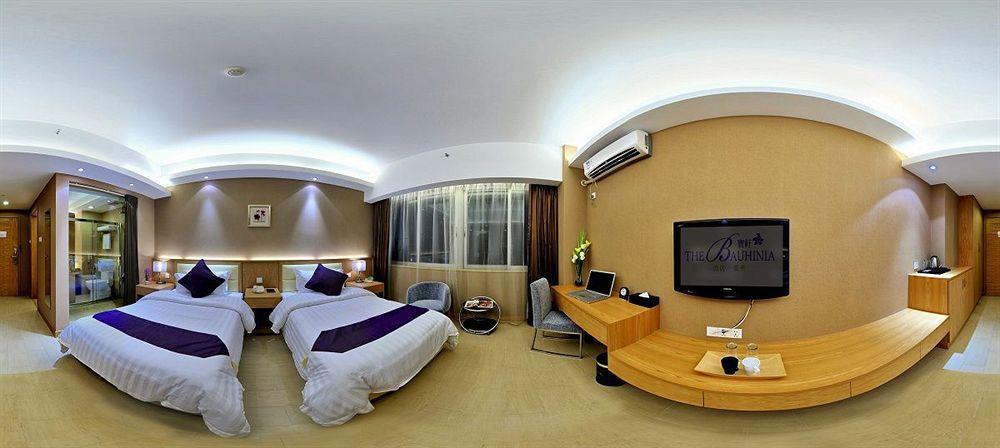 Guangzhou Bauhinia Hotel Екстериор снимка