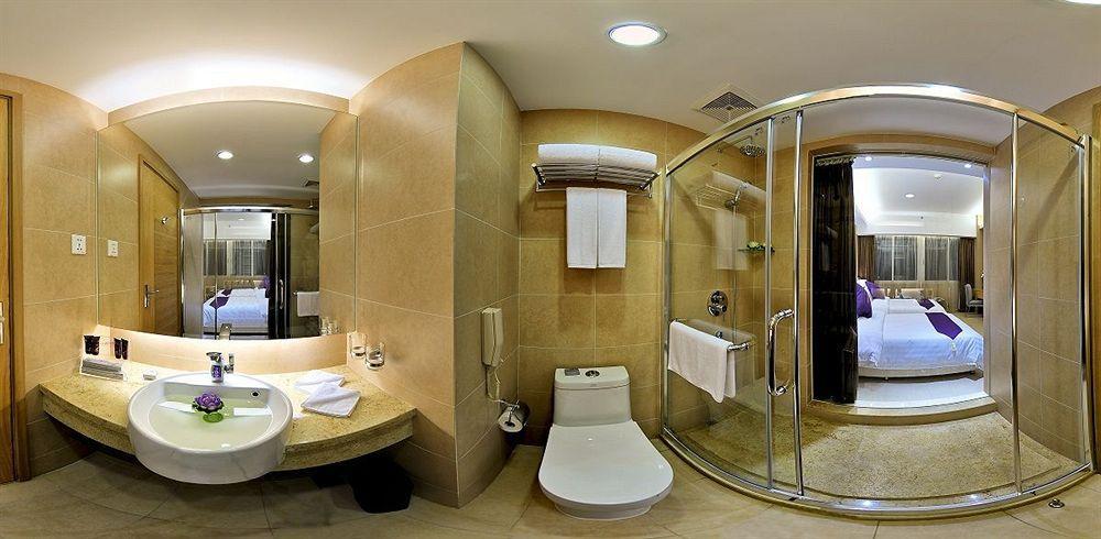 Guangzhou Bauhinia Hotel Екстериор снимка