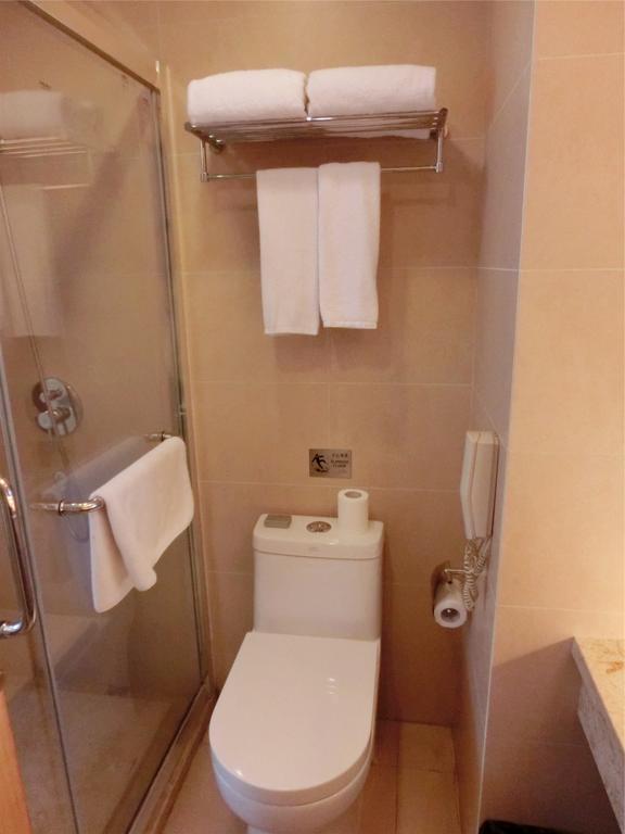 Guangzhou Bauhinia Hotel Стая снимка