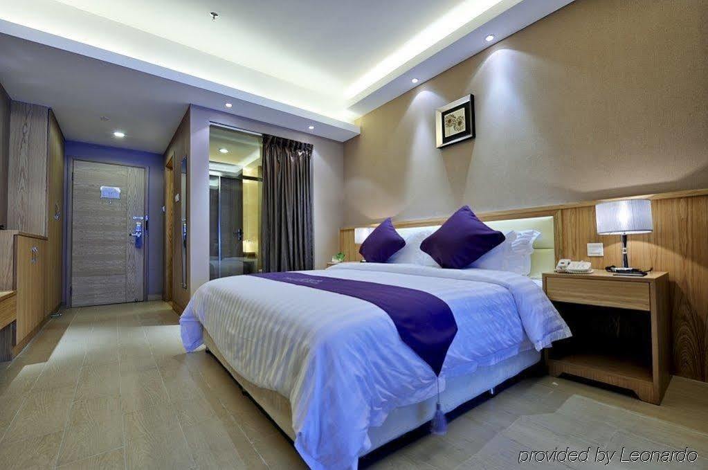 Guangzhou Bauhinia Hotel Екстериор снимка